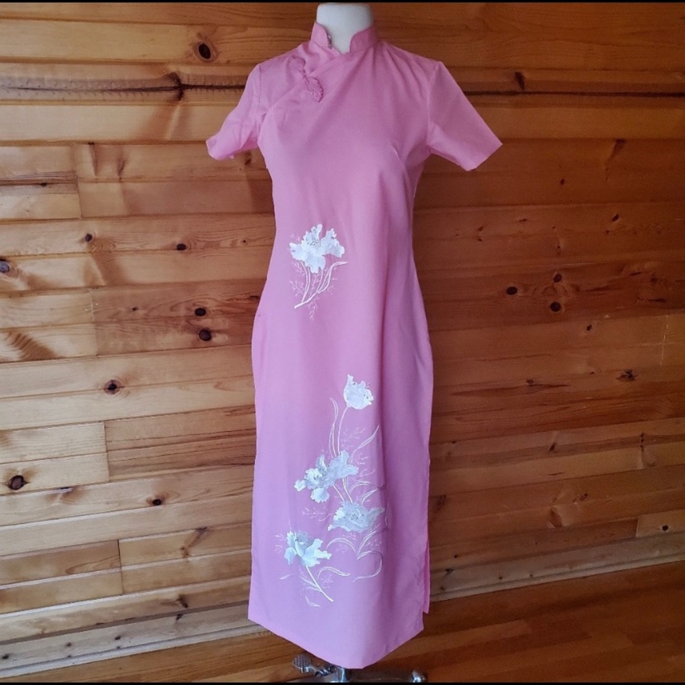 Vintage pink Chinese dress cheongsam